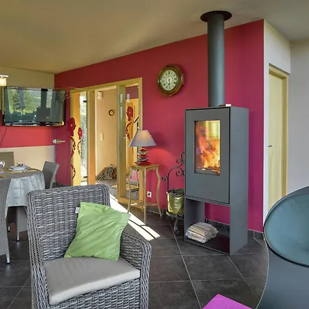 Sauna Escape, Waimes Prázdninový dům