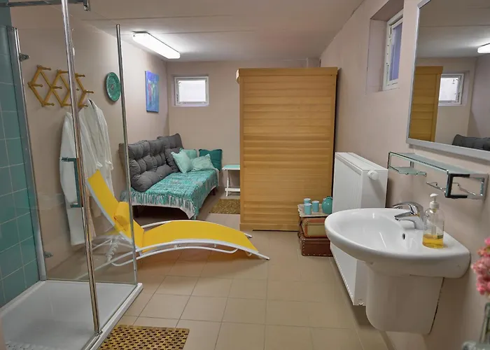 Nyaraló Sauna Escape, Waimes Ovifat